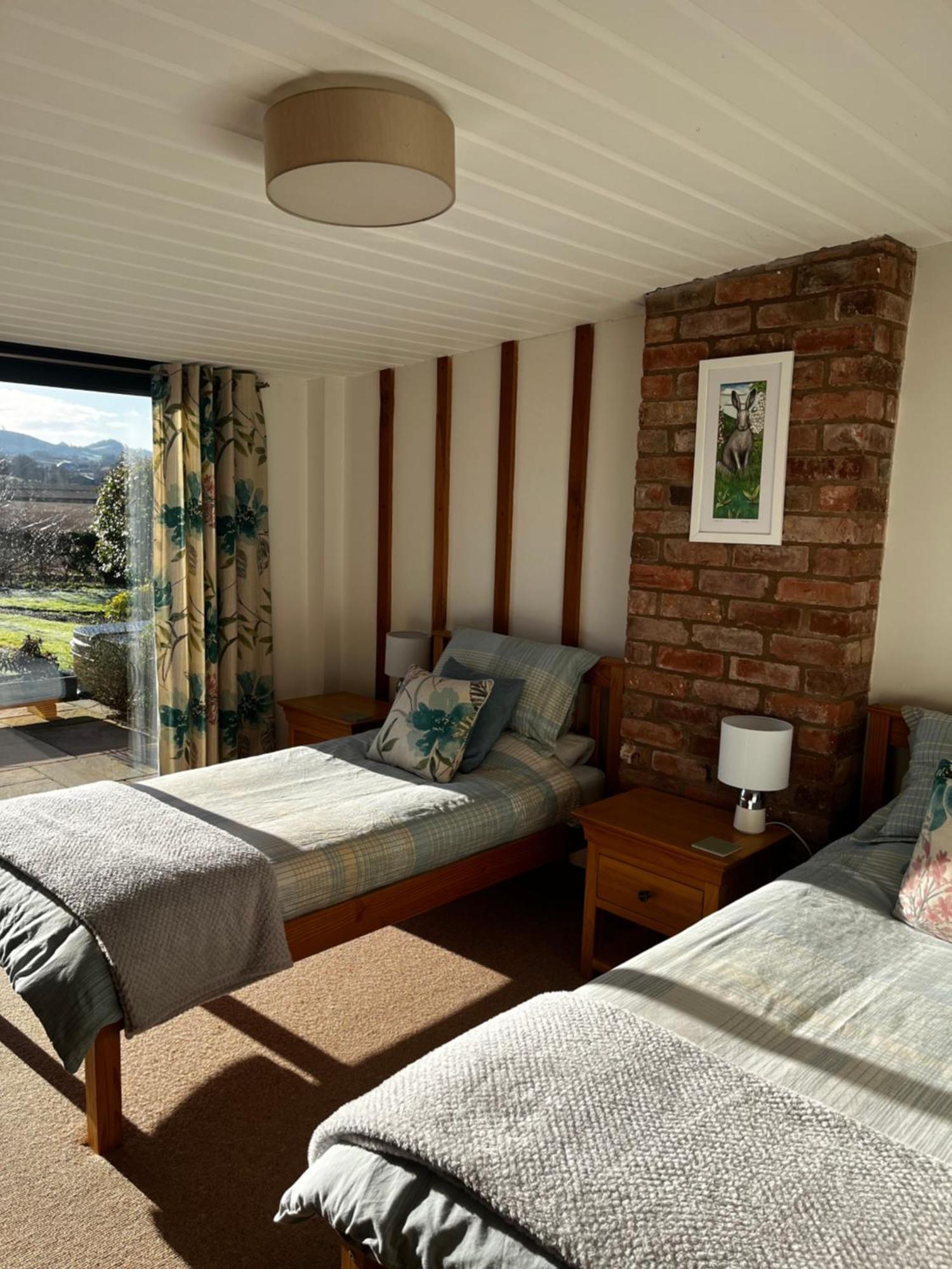 Meadow Barn Villa Hereford Exterior photo